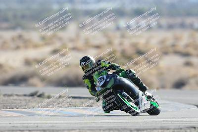 media/Dec-07-2025-CVMA (Sun) [[3e7d2de5dc]]/Race 12- Formula 40 MW and LW/